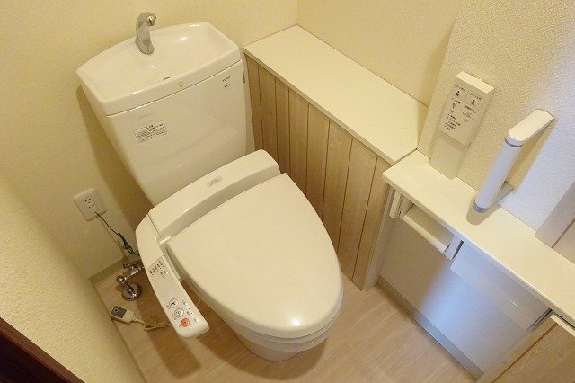 プレミスト見川