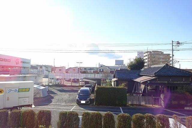プレミスト見川