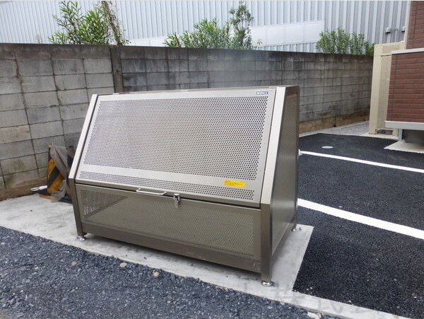 ビスクレッド