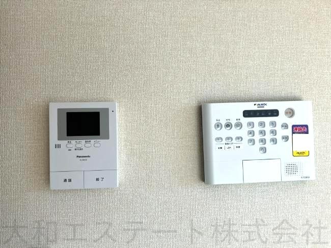 ホワイトファミール