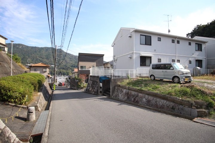 メゾンつつじケ丘　A棟、B棟、C棟